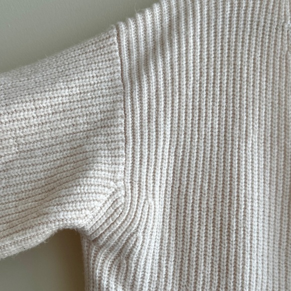 Ann Taylor Deep V-Neck Knit Sweater, Layering Sweater, Blush Pink, Size Medium - Picture 11 of 15